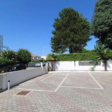 Condominio Cellini Holiday home *