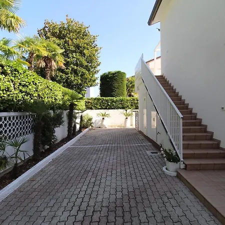 Condominio Cellini Holiday home *