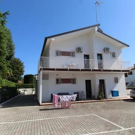 Holiday home Condominio Cellini Lido di Jesolo